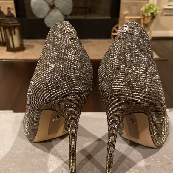 Sam Eldeman Sparkling Silver Stilettos - Picture 3 of 10